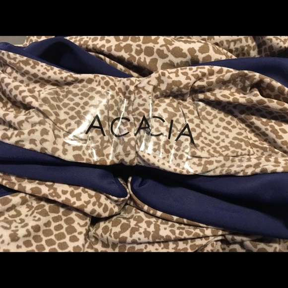 ❌SOLD❌ Acacia Swimwear One Piece Hideaway in Ocean - Picture 2 of 3